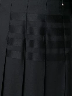 Cheapest βοΈ Thom Browne Pleated kilt skirt pleated skirts of women π 9 Thom Browne pleated kilt skirt