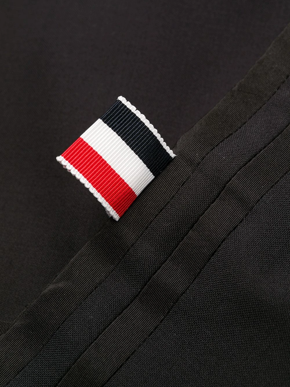 Top 10 β Thom Browne Mid length buttoned skirt shorts of men π 6 Thom Browne mid-length buttoned skirt