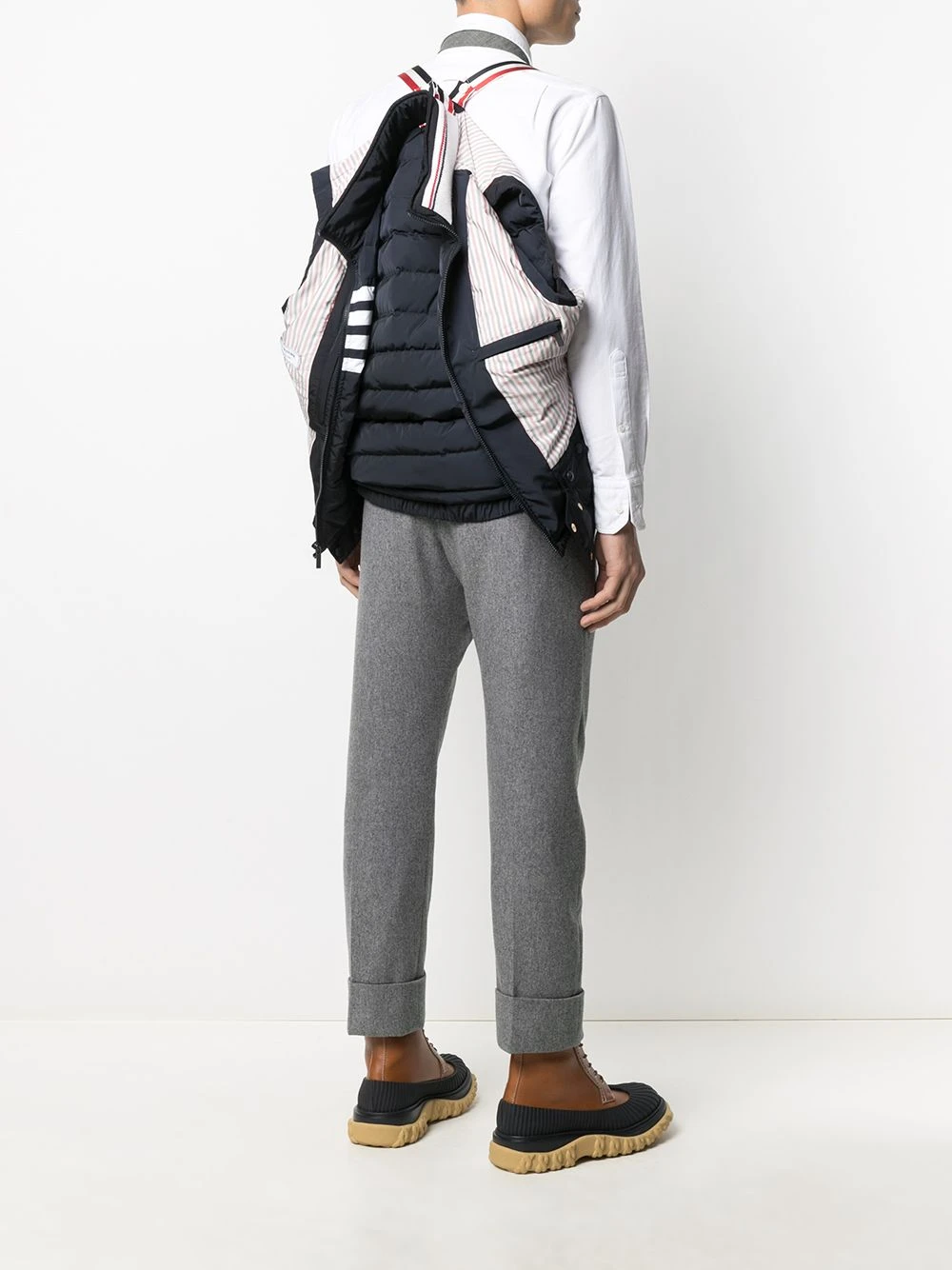 New π― Thom Browne 4 Bar motif puffer gilet waistcoats & gilets of men π₯ 6 Thom Browne 4-Bar motif puffer gilet